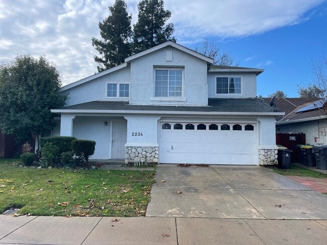 Building Photo - 2234 Prestwick St