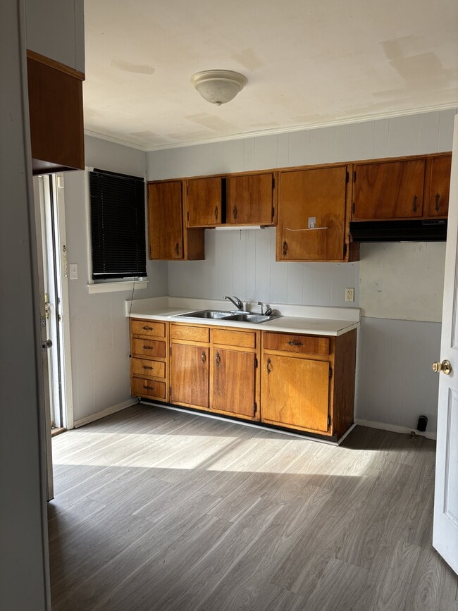 Photo - 2506 Belmont Ave