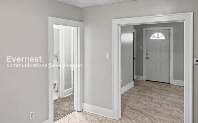 Photo - 1093 Georgia Ave