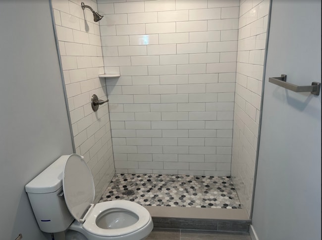 Photo - 7028 Ridge Ave Unidad 2