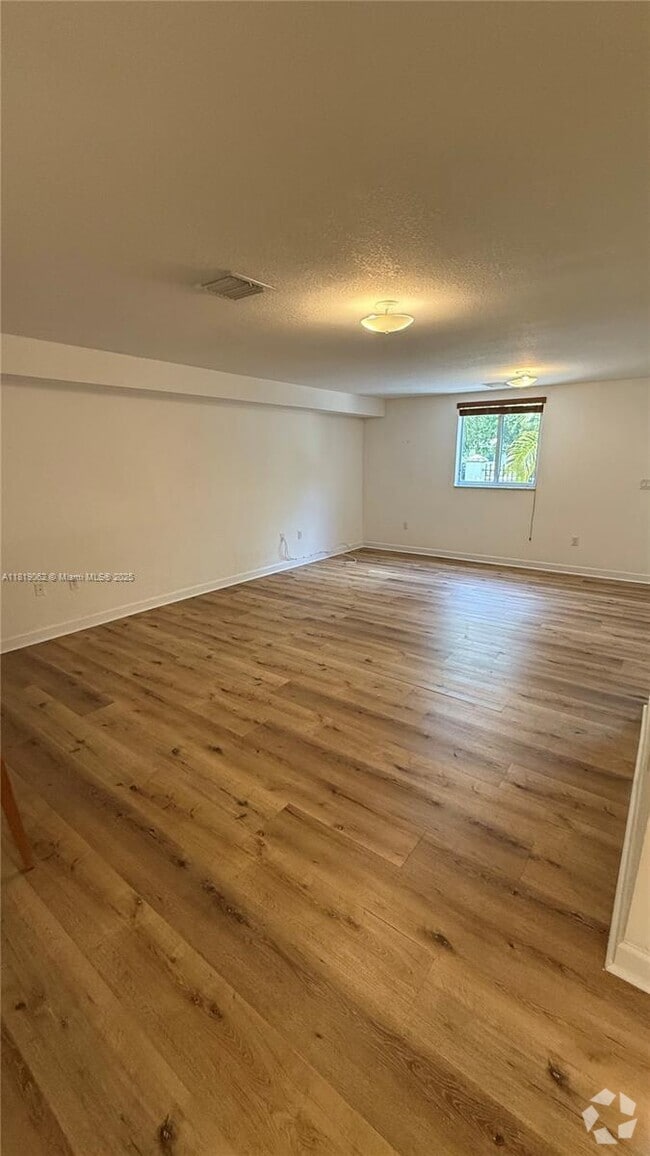 Building Photo - 5838 Devonshire Blvd Rental