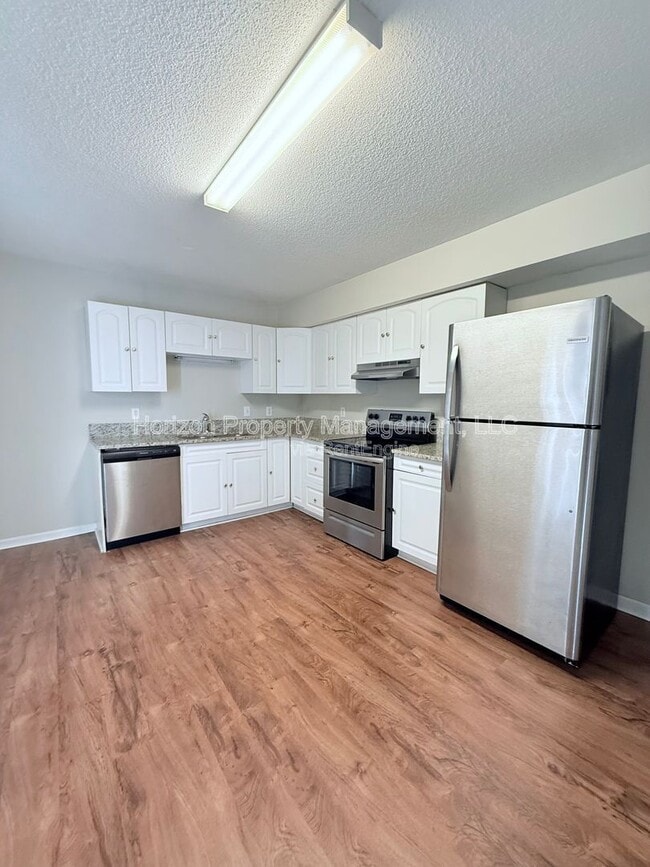 Photo - 4018 Hidden Hollow Terrace