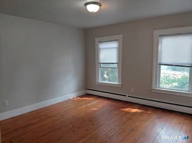 Photo - 191 Willow St Unit (First Floor)