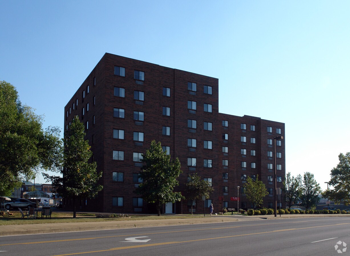 Westview Manor - Westview Manor Apartments