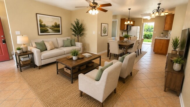 Photo - 112 Sendero Dr