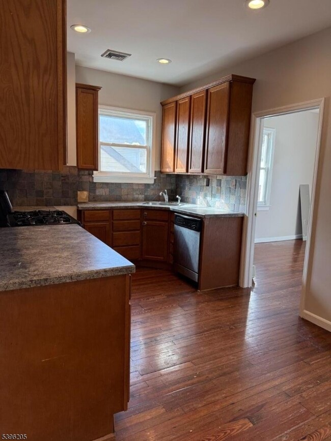 Photo - 507 Bloomfield Ave