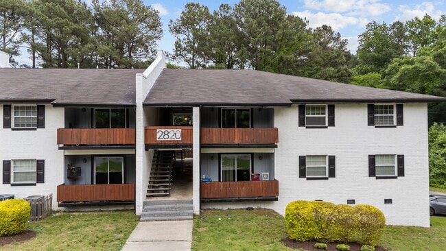 Frente exterior - Donovan Place Apartments