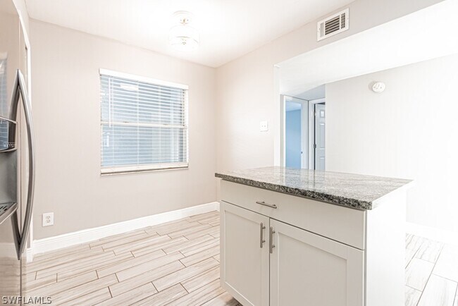 Photo - 1392 Churchill Cir Unit O101