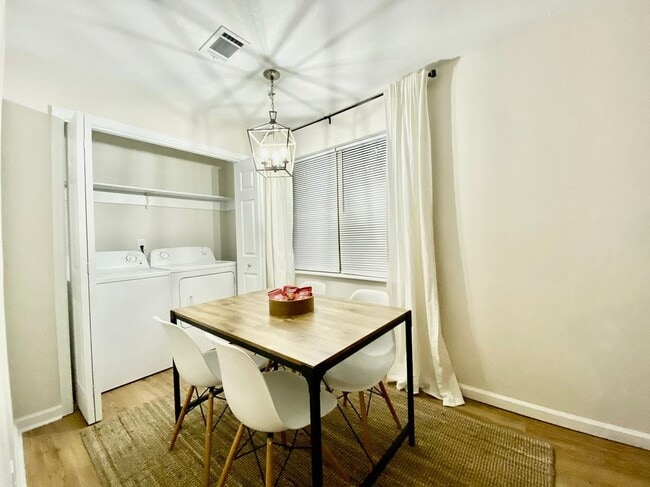 Photo - 533 Grant Ave