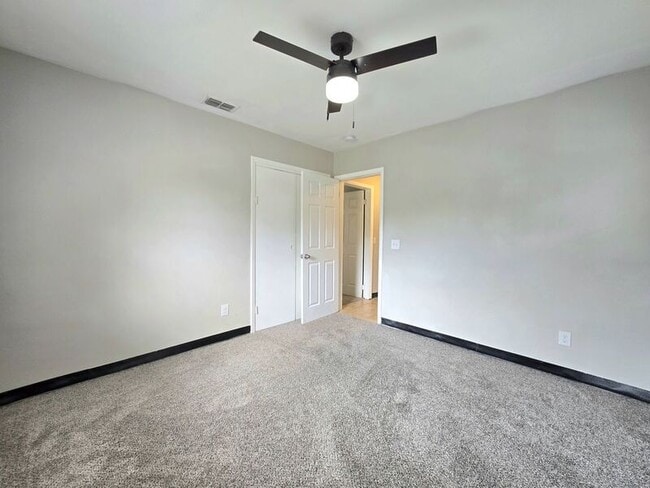 Photo - 824 N Florence Ave