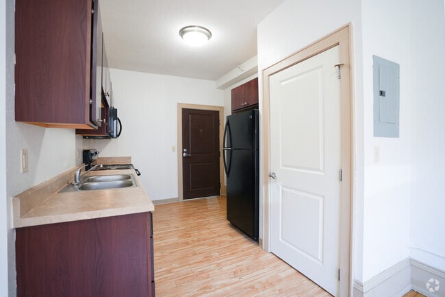 Studio, 1BA - 316SQ