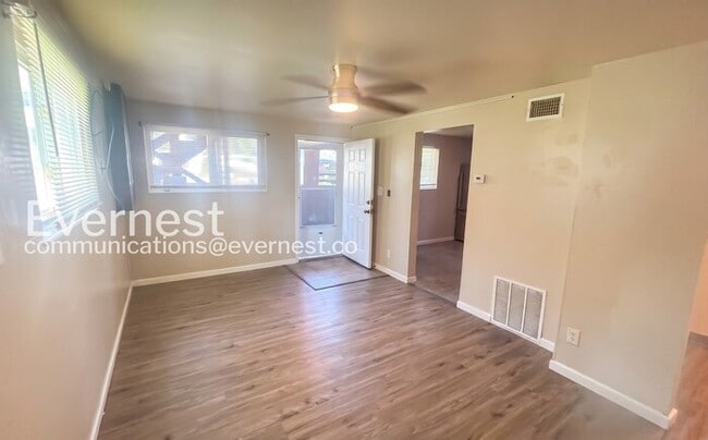 Photo - 970 Concord Ave