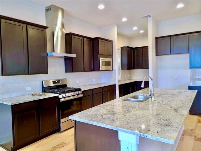 Photo - 1265 Summerbrooke Cir