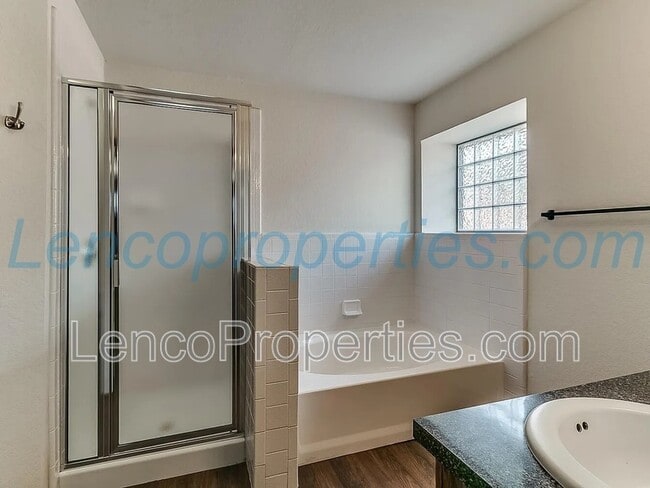 Photo - 1716 Briarcreek