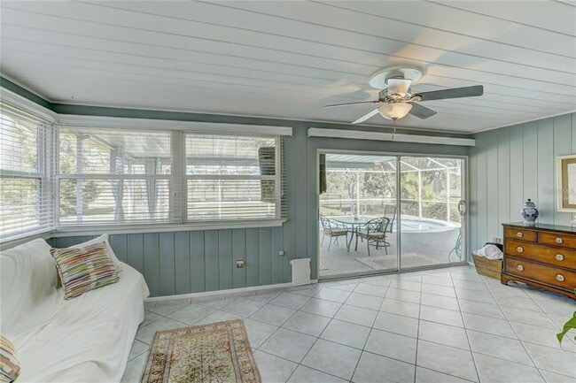 Photo - 711 Whitfield Ave