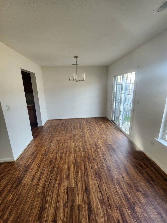 Photo - 726 Bellview Way