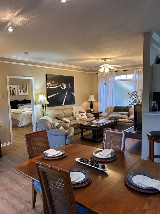 Photo - 4310 Bayside Village Dr Unidad 201