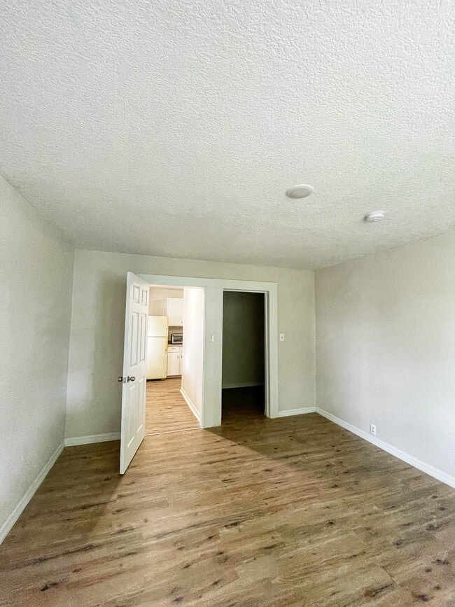 Photo - 804 NW 1st Ave