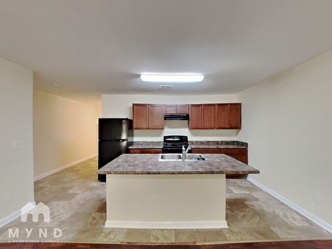 Photo - 168 Alton Cir