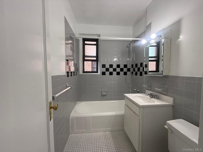 97-11-35 35th Ave