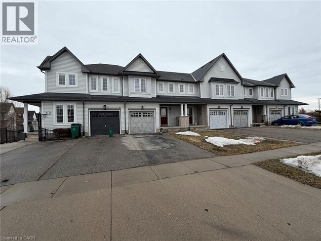 Photo - 121 Bloomington Dr