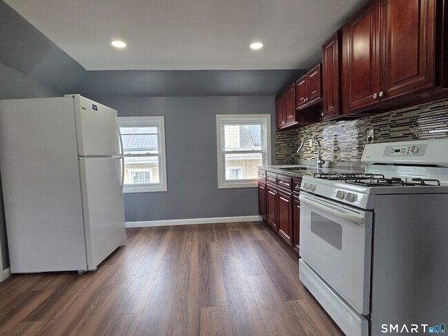 Photo - 68-70 Westfield Avenue Unit