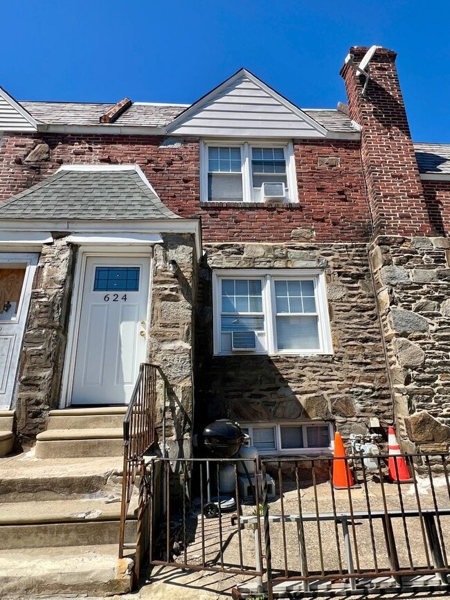 Photo - Stunning 3-Bedroom Townhome in Drexel Hill! Available NOW!