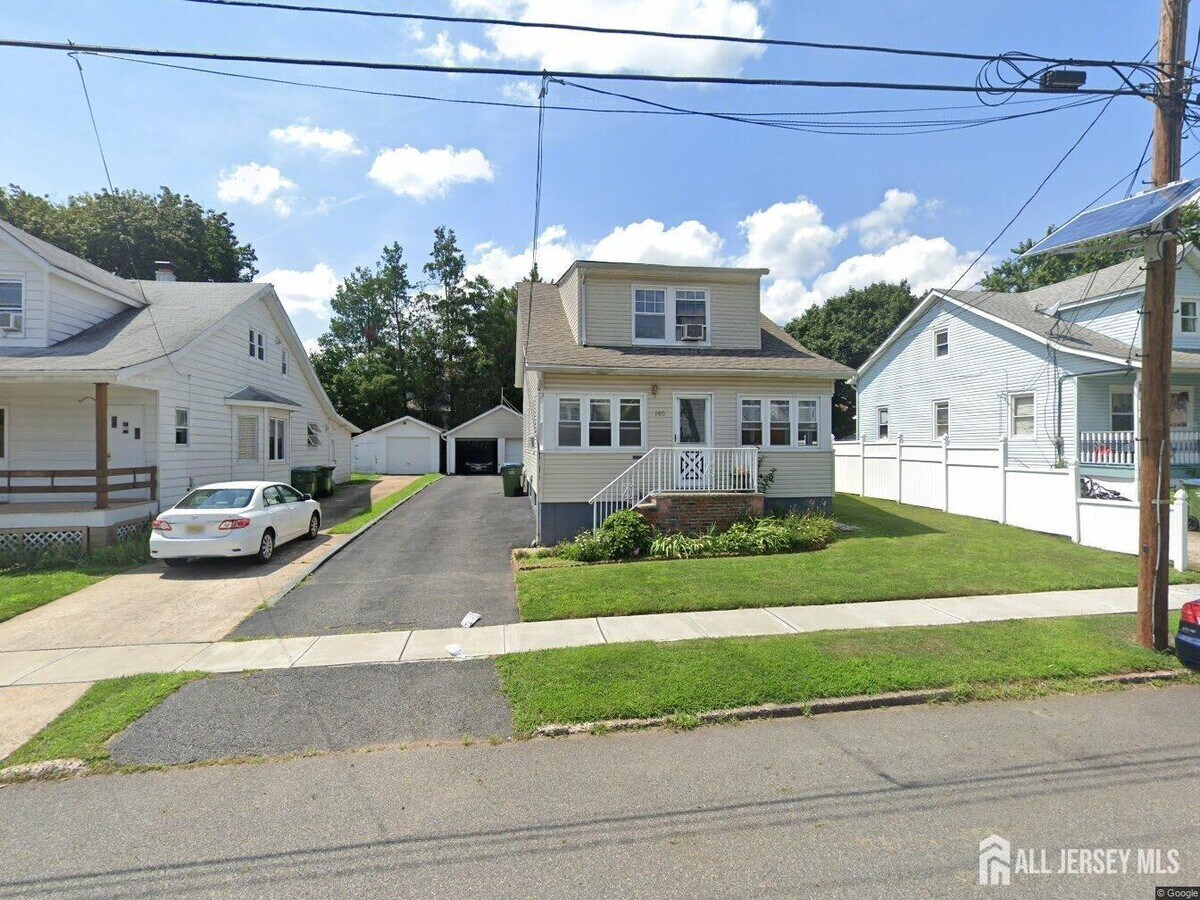 Photo - 160 Highland Ave House