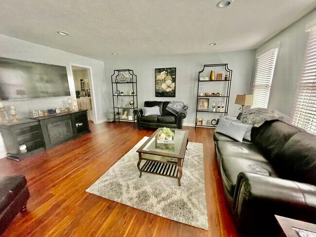 Photo - Modern Elegance: Newly Remodeled Home with 2-Car Garage in Wexford, PA