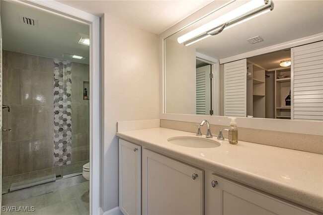 Photo - 4155 Crayton Rd Unidad 203