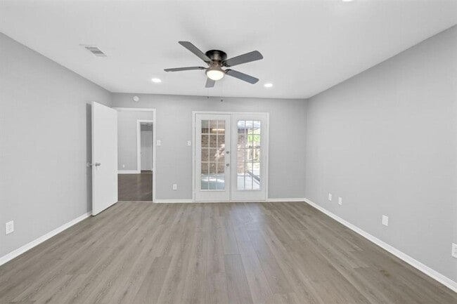 Photo - 18767 Glen Briar Ln