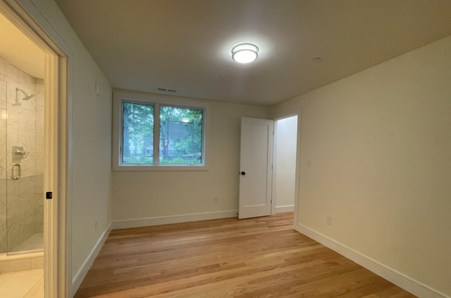 Photo - 65 Cameron St
