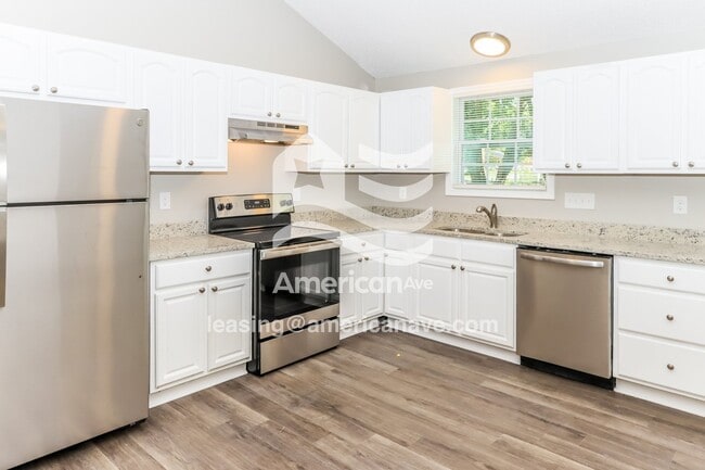 Photo - 200 Sunstede Rd