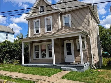 Photo - 1913 Evans Ave