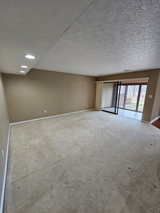 Photo - Beautiful 2 Bedroom Juniper Hills Condo For Rent