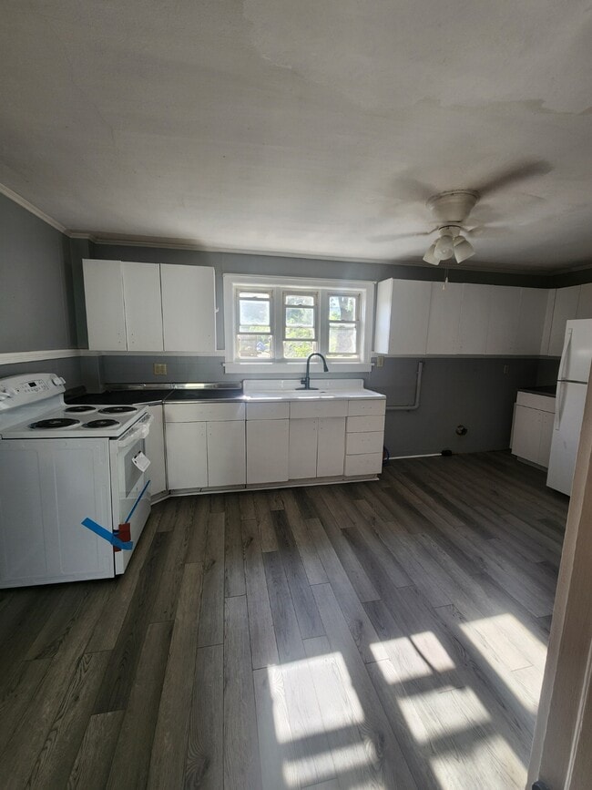 Photo - 22 Griffin St Unit 2