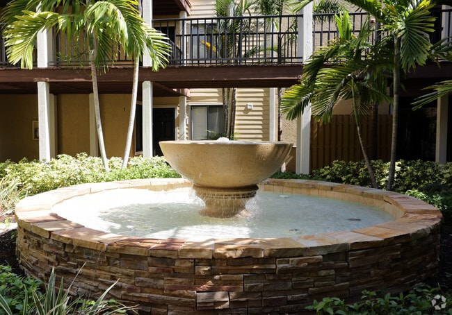 Photo - Fountain Lake Bradenton