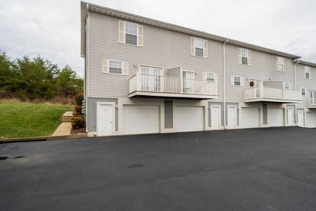 Photo - 147 Old State Rte 34