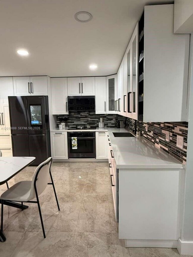 Photo - 11115 W Okeechobee Rd