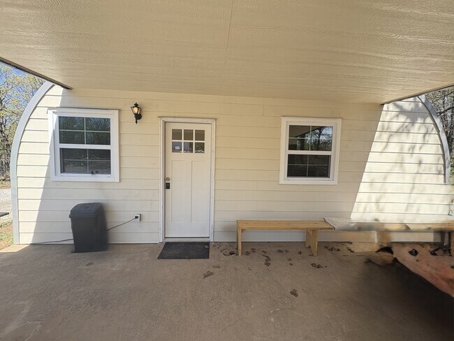 Photo - 285 Hermit Ln