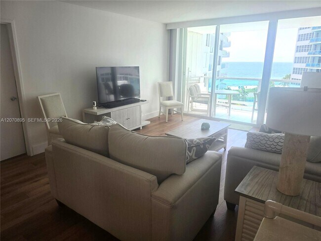 Photo - 5151 Collins Ave Unit 826
