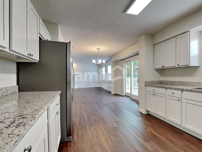 Photo - 6287 Glenmont Dr