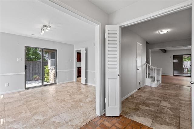 Photo - 10510 Ravenscroft Dr