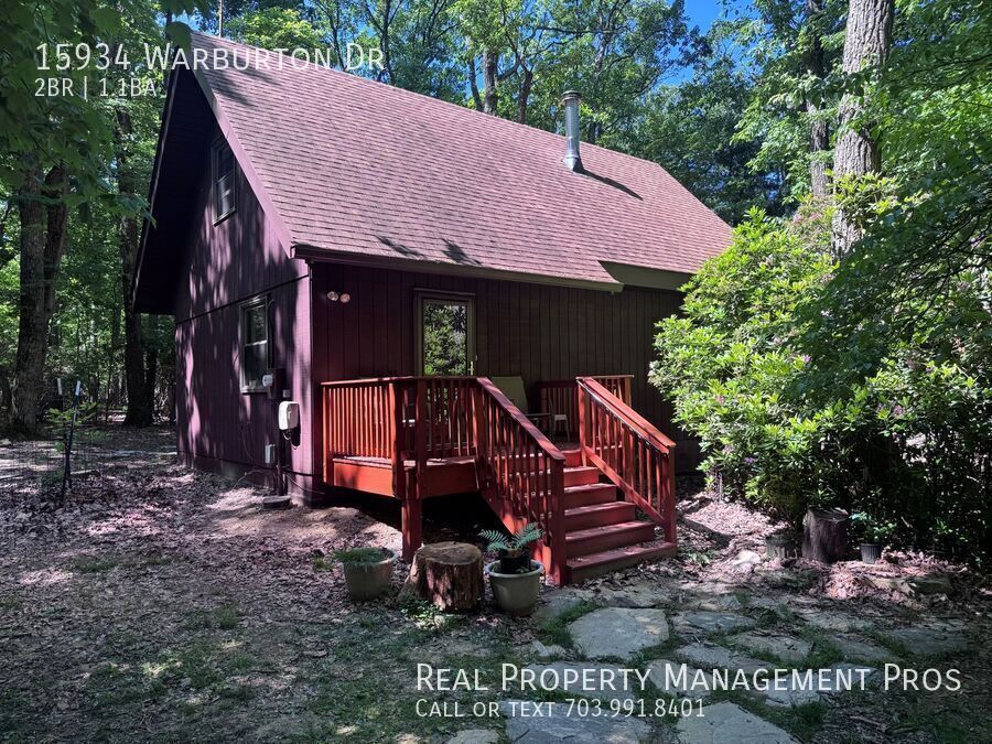 Photo - 15934 Warburton Dr