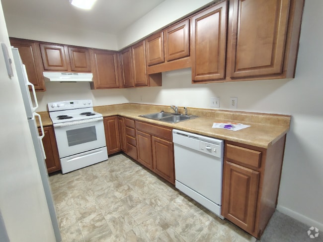 Building Photo - 600 Reusens Rd Rental