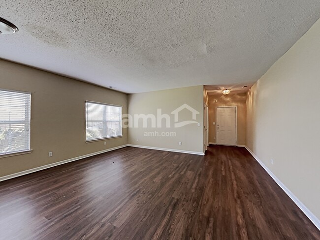 Photo - 2006 Farm Hill Ct