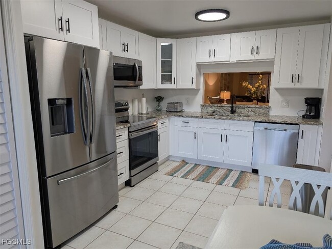 Photo - 15493 Admiralty Cir Unidad 5