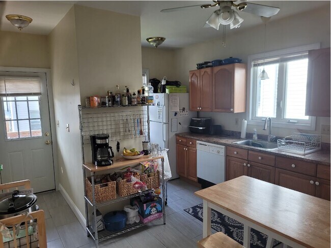 125 Hillsdale Rd Unidad 1