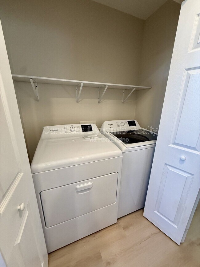 Photo - 8811 Roseton Ln