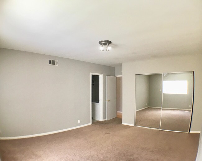 Photo - 20923 De La Guerra St